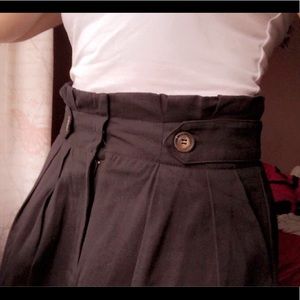 women’s skirt ! 4/20